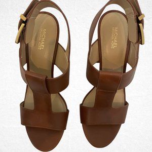 Super Cute Michael Kors Platform Sandals "Becker T Strap" Size 8